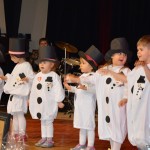 Fotografia - Występy zespołów dziecięcych w trakcie 24 Finału Wielkiej Orkiestry Świątecznej Pomocy